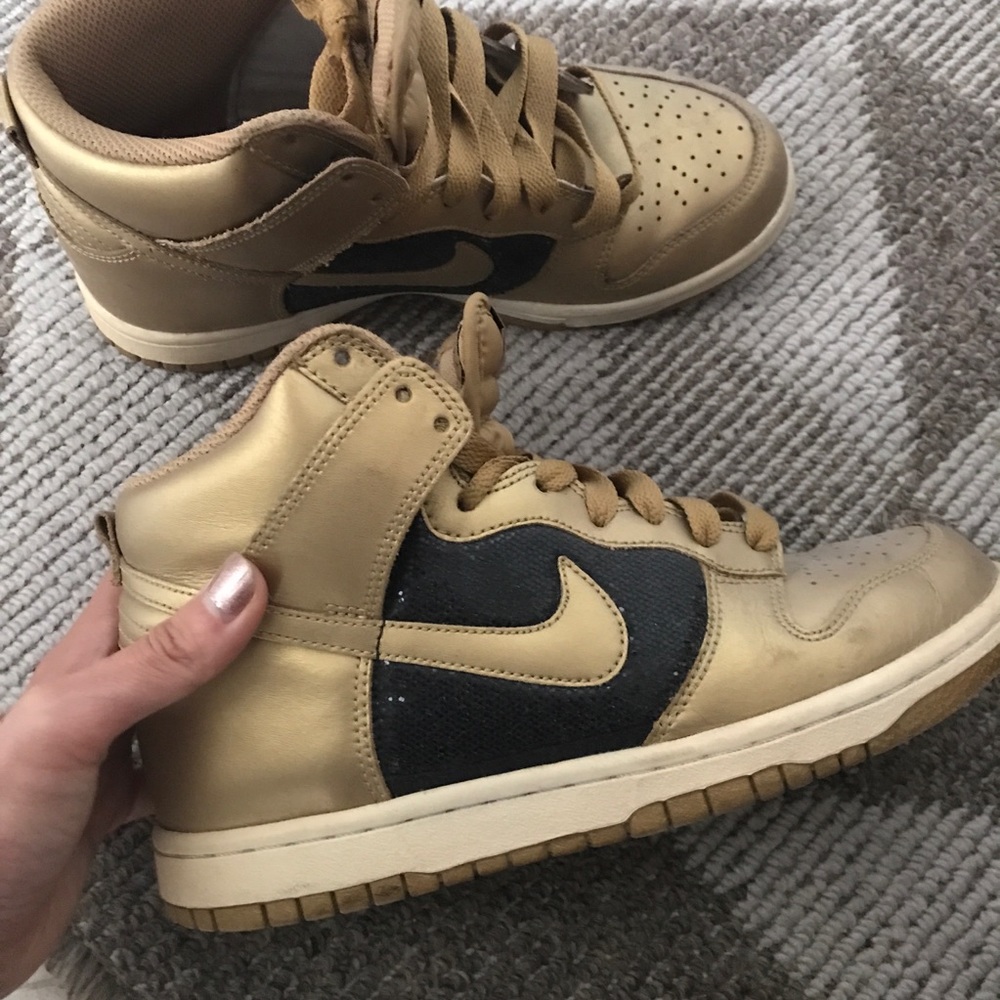 Nike Hightop Shoes Sneakers US7